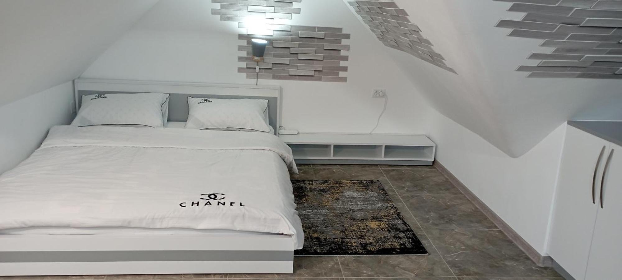 Guesthouse Next To Beach 바투미 외부 사진